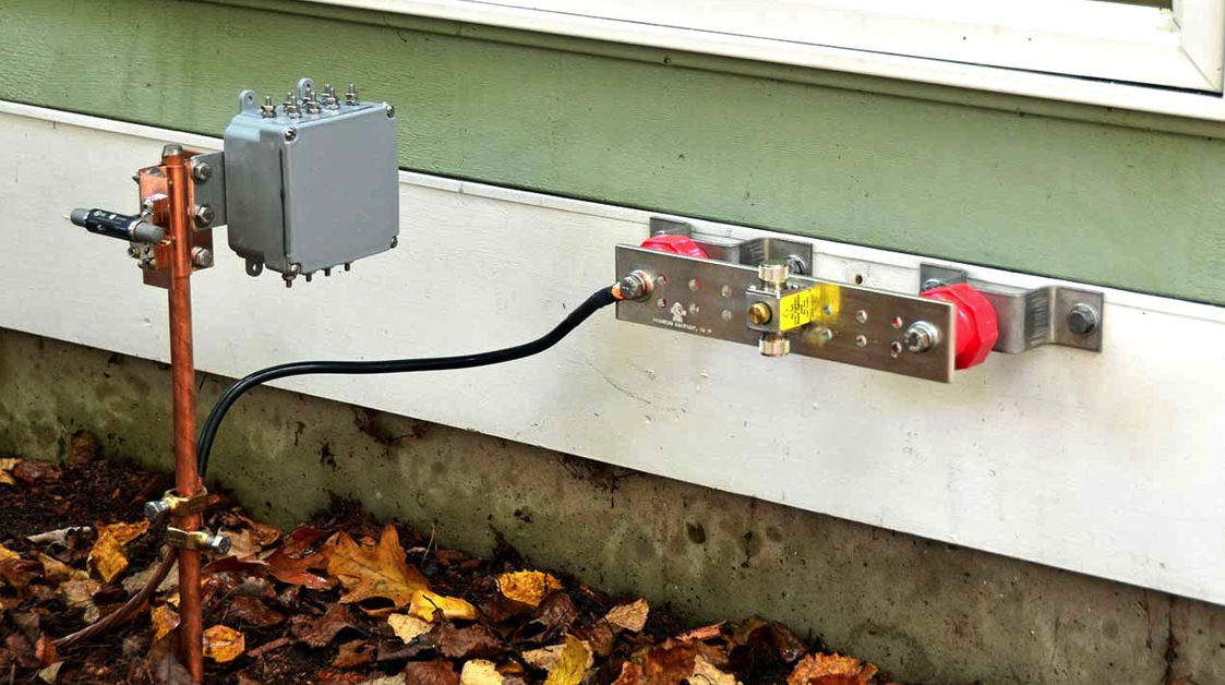 Заземление дома своими руками, установка систем заземления на даче или в коттедже Заземление дома своими руками, установка систем заземления на даче или в коттедже