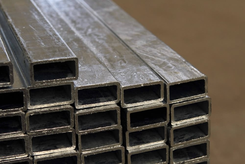 Труба профильная: виды и особенности Труба профильная: виды и особенности